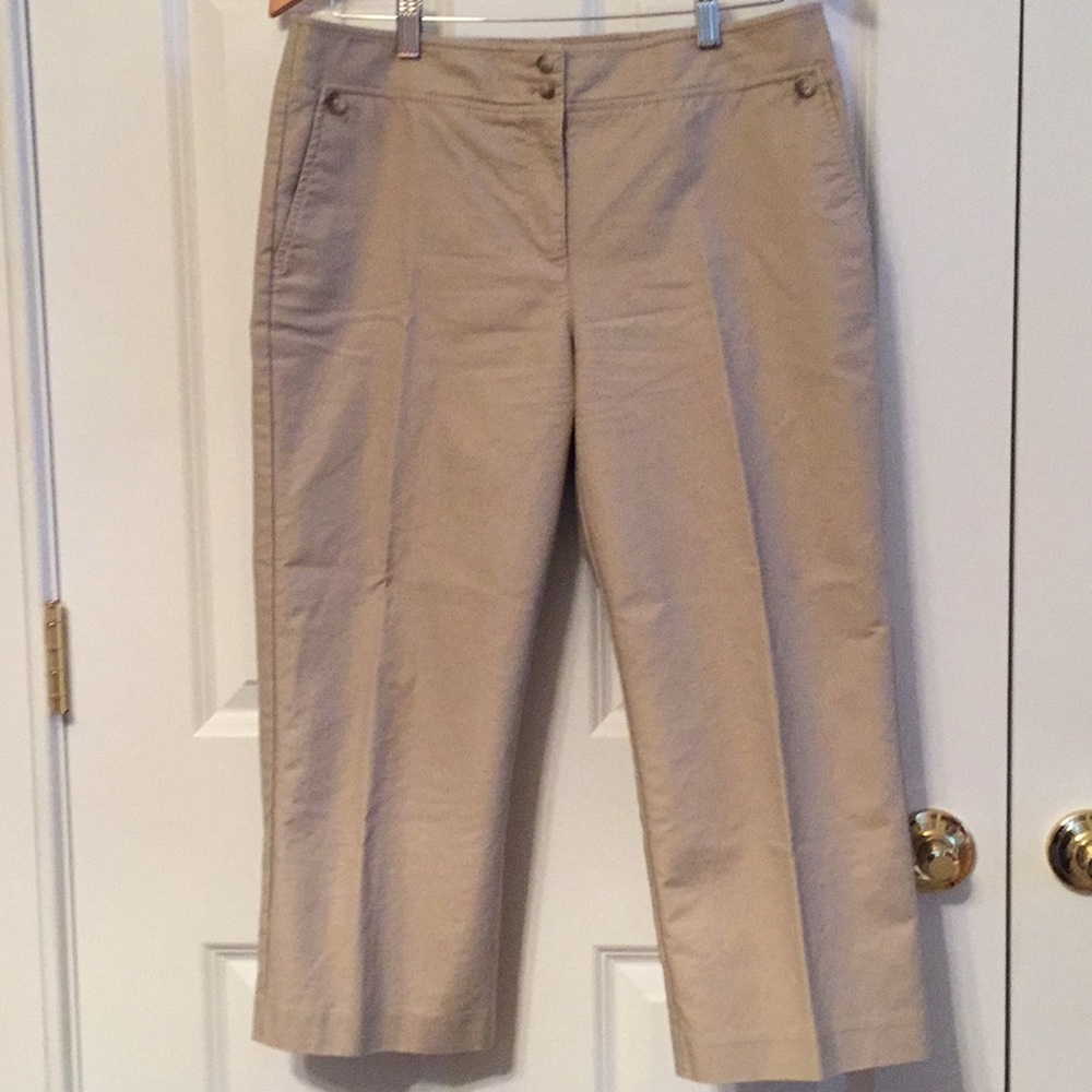 Ann Taylor Margo beige cotton Capri pants